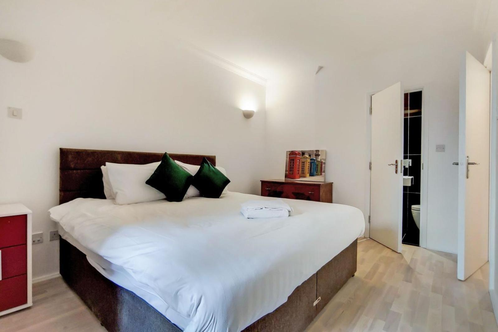 South Kensington - Point West Residences Λονδίνο Εξωτερικό φωτογραφία